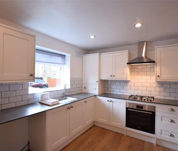 2 bedroom terraced house to rent - Photo 5