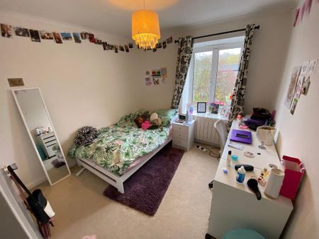 2 bedroom flat to rent - Photo 5