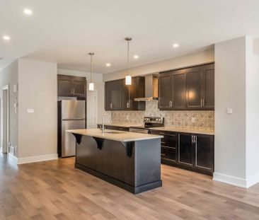 For Lease - 1166 Cope Drive, Stittsville - Munster - Richmond, Ontario - Photo 2