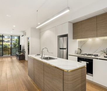 Stunning Two Bedroom Apartment - Photo 4