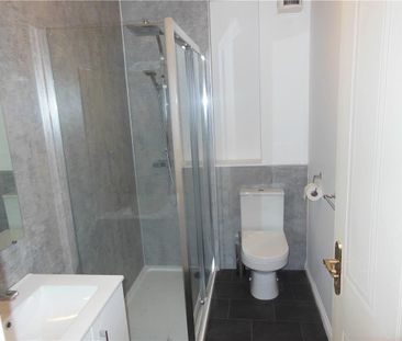 2 Bed Flat, West Bryson Road, EH11 - Photo 1