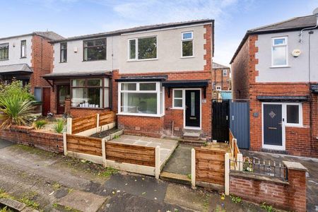 3 bedroom semi-detached house to rent - Photo 3