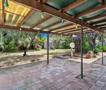 Family-Friendly Living In a Coastal Setting. - Photo 3