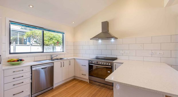 Beautifully Presented Four-Bedroom Home in Ngaio - Photo 1