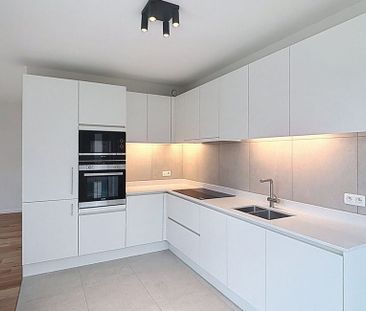 Appartement te huur in Brussel voor € 1.200 met 1 slaapkamer - Photo 5