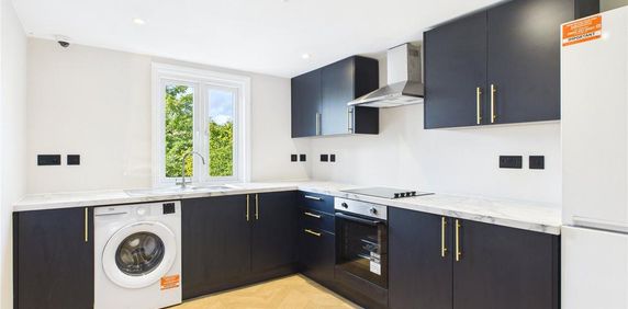 House share to rent - Photo 2