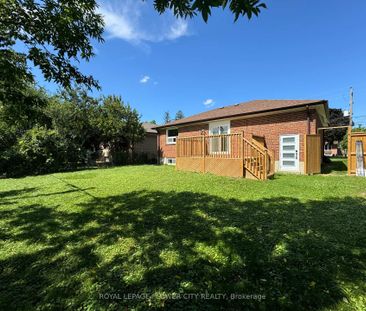 For Lease - 221 Acton Avenue, Toronto, Ontario - Photo 6