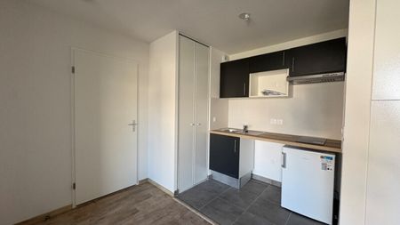 Location Appartement 2 pièces 39m² LABARTHE SUR LEZE 31860 - Photo 3