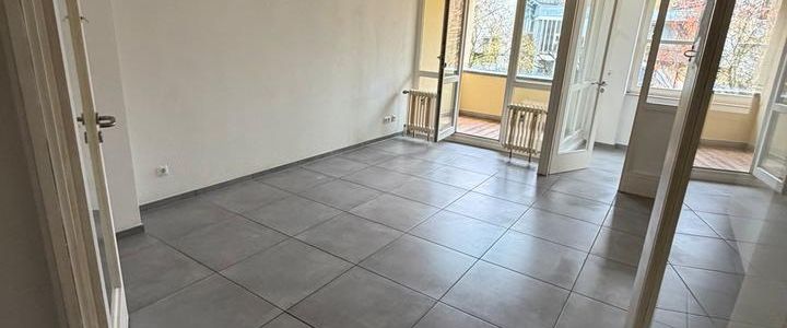 Schöne, renovierte 2 ZKB Wohnung in KS, direkt an der Dönche - Foto 1