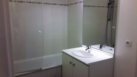 location Appartement T3 DE 62.6m² À LE CHESNAY - Photo 3