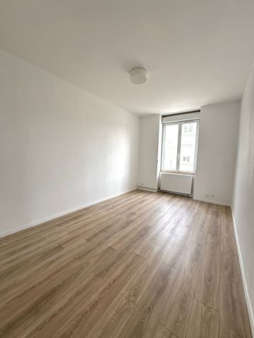 Location Appartement 3 pièces 59m² ST ETIENNE 42000 - Photo 4