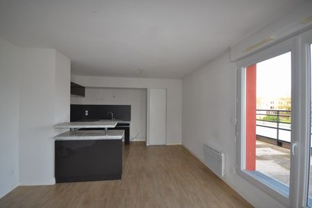Location Appartement 3 pièces 64m² ST SEBASTIEN SUR LOIRE 44230 - Photo 2