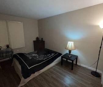 Room For rent Mississauga - Photo 2