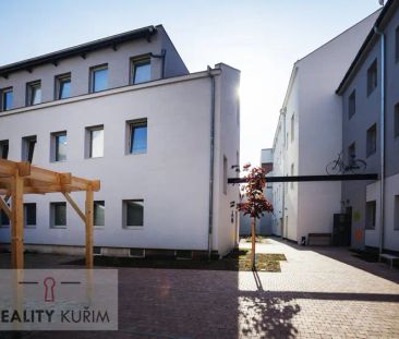 PRONÁJEM 1+KK, BRNO-ZÁBRDOVICE - Photo 1