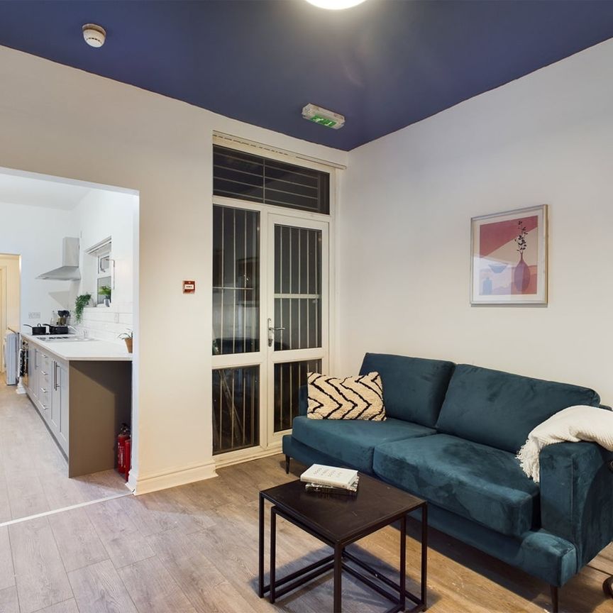 Room in a Shared Flat, Ossory St, M14 - Photo 1