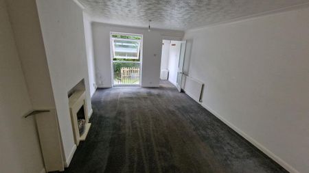 2 bedroom terraced house to rent - Photo 2