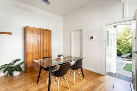 4 Crawford Street, Newport VIC 3015 - House For Rent | Domain - Photo 3