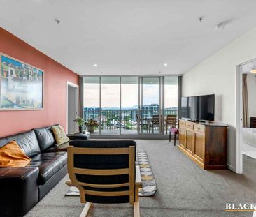 Fully furnished - Prime Location! - Photo 4