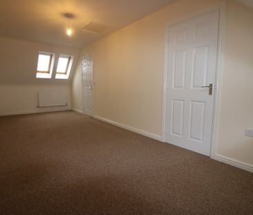 Chartwell Gardens, Kingswood, Hull - Photo 3