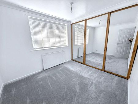 2 bed semi-detached house to rent in TS19 - Photo 2