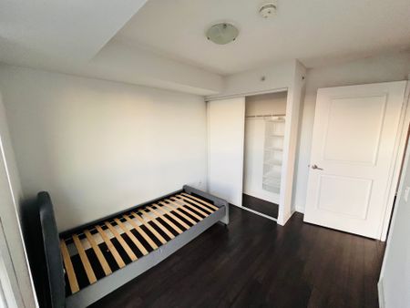 For Lease - 30 Meadowglen Place Unit# 612, Toronto, Ontario - Photo 2