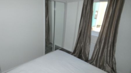 Rutland Court, Glasgow, G51 1JW - Photo 5