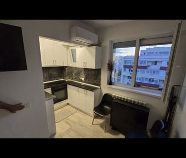 Piata sudului oltenitei confort 2 etaj 8 - Photo 3