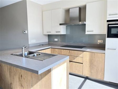 Appartement te huur - Foto 4