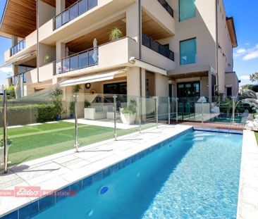 LUXURY LIVING AT ITS FINEST – WITH A POOL TOO! - Photo 2
