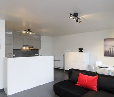 Appartement met 1 slaapkamer, volledig gemeubeld - Foto 3