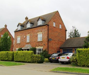 5 bedroom detached house to rent - Photo 2