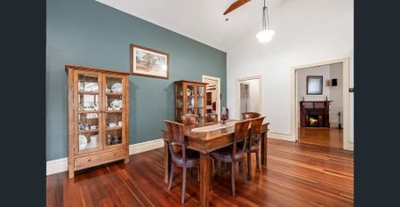 Timeless Design and Features - Photo 3