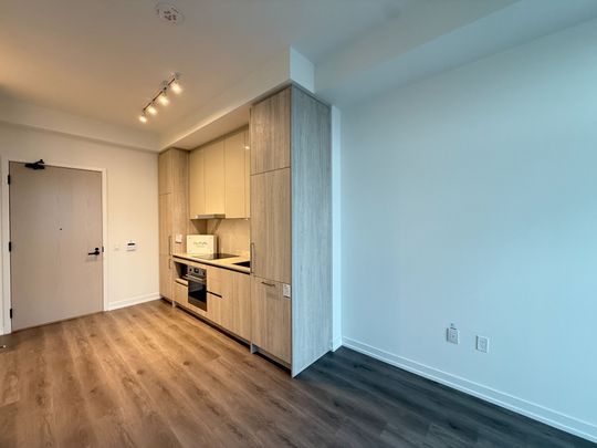 For Lease - 225 Commerce Street Unit# 5811, Vaughan, Ontario - Photo 1