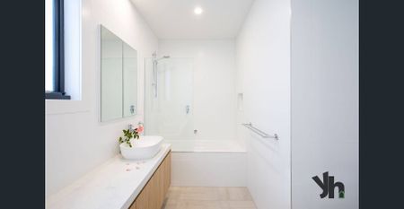 Stop Scrolling. This Is the One. - Photo 5