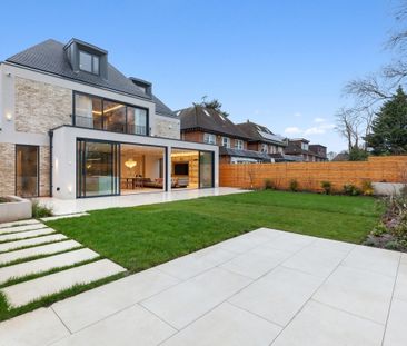 5 bedroom detached house to rent - Photo 2