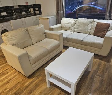 Studio Flat, Hutcheon Street, AB25 - Photo 4