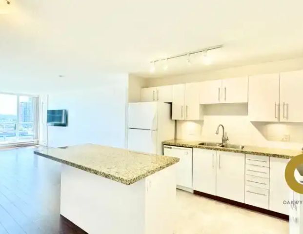 Spacious 2 Bed 2 Bath in Brentwood!! | 2138 Madison Avenue, Burnaby - Photo 1
