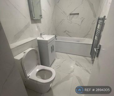 2 bedroom maisonette to rent - Photo 6