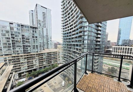 For Lease - 8 Telegram Mews Unit# 1709, Toronto, Ontario - Photo 3