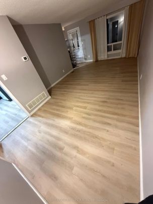 4226 POLTAVA Crescent - Photo 1