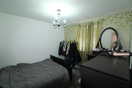2 bedroom semi-detached house to rent - Photo 2