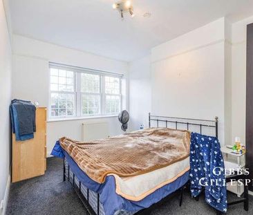 Green Lane, Northwood, HA6 - Photo 4