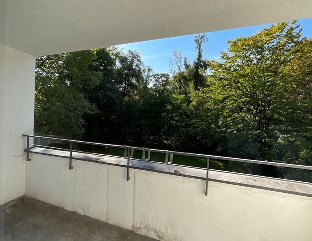 Erste eigene Wohnung mit Balkon in Walsum.. - Photo 1