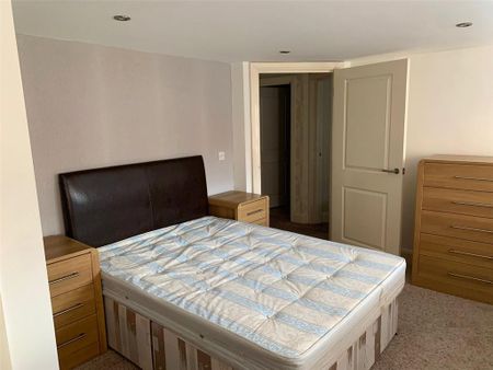 2 bedroom apartment to rent - Photo 5