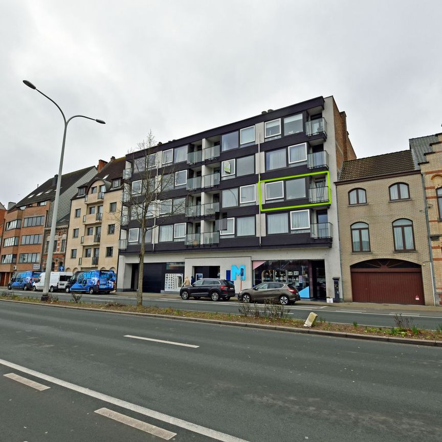 Goed onderhouden appartement vlakbij het centrum van Eeklo! - Photo 1