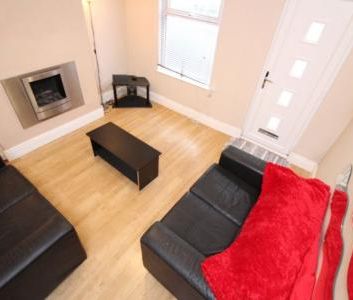 S2 - Grovesnor Square - Available April - Photo 1