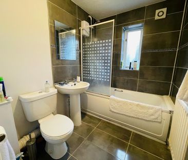 2 bedroom house to rent - Photo 1