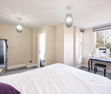 3 bedroom semi-detached house to rent - Photo 5