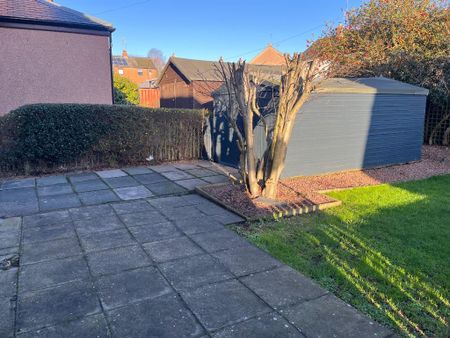 2 bedroom semi-detached house to rent - Photo 5