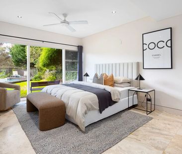 Absolute North-Facing Waterfront Luxury with Breathtaking Harbour V... - Photo 5